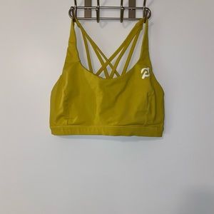Peloton size 8 Lululemon sports bra